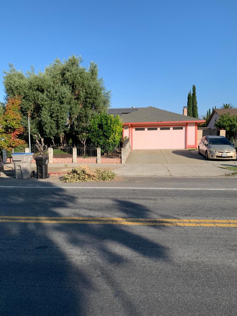 1045 E Taylor Street Property Photo 1
