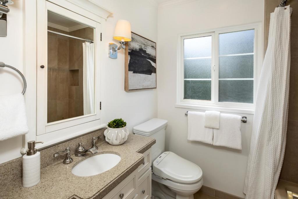 1265 Golden Way Property Photo 20