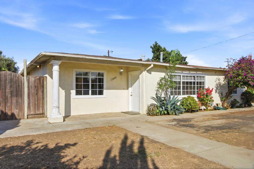 13001 Brown Avenue Property Photo 3