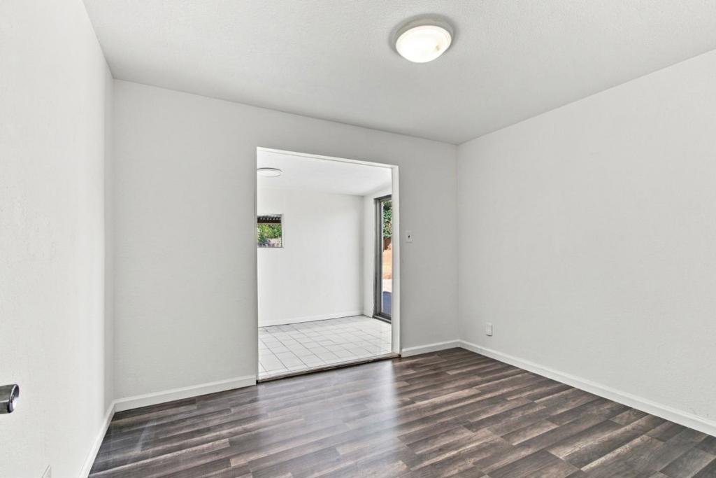 13001 Brown Avenue Property Photo 16