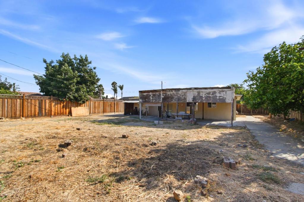 13001 Brown Avenue Property Photo 34