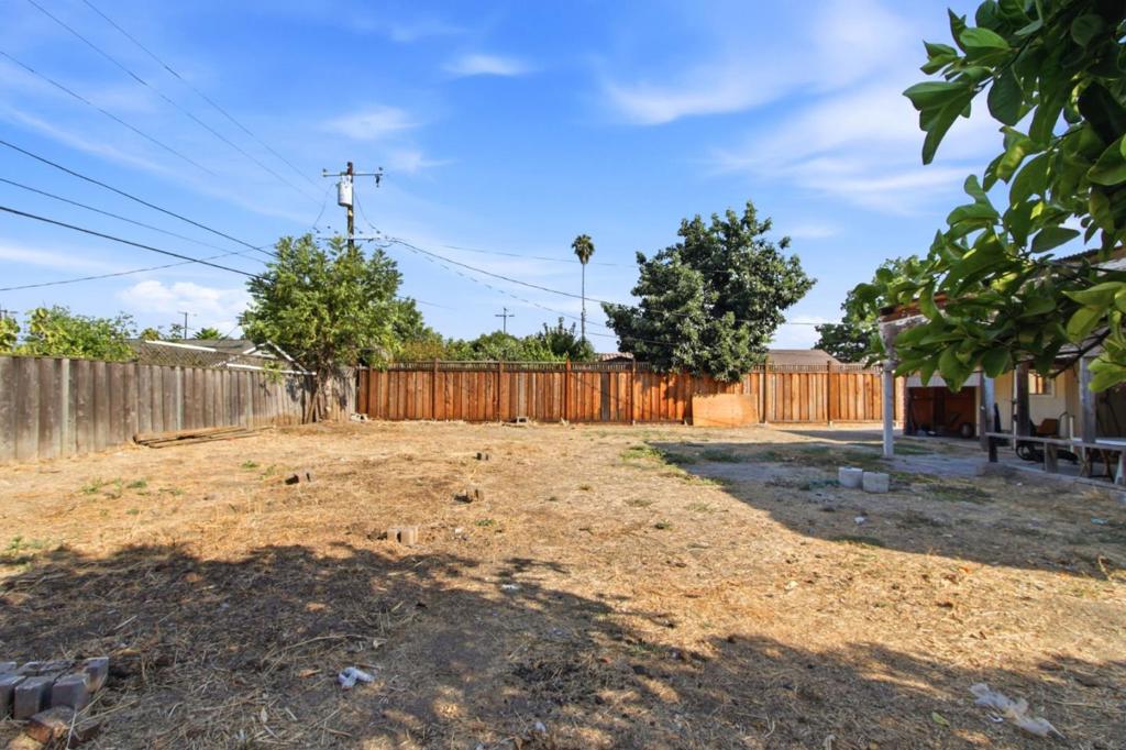 13001 Brown Avenue Property Photo 35