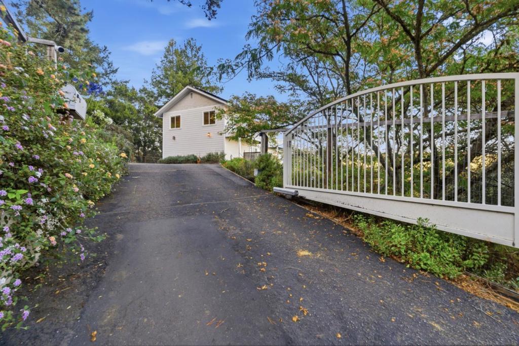 251 Starlight Terrace Property Photo 35