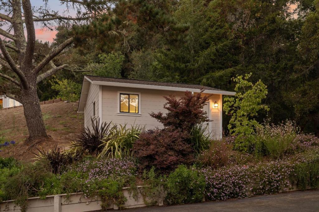 251 Starlight Terrace Property Photo 43