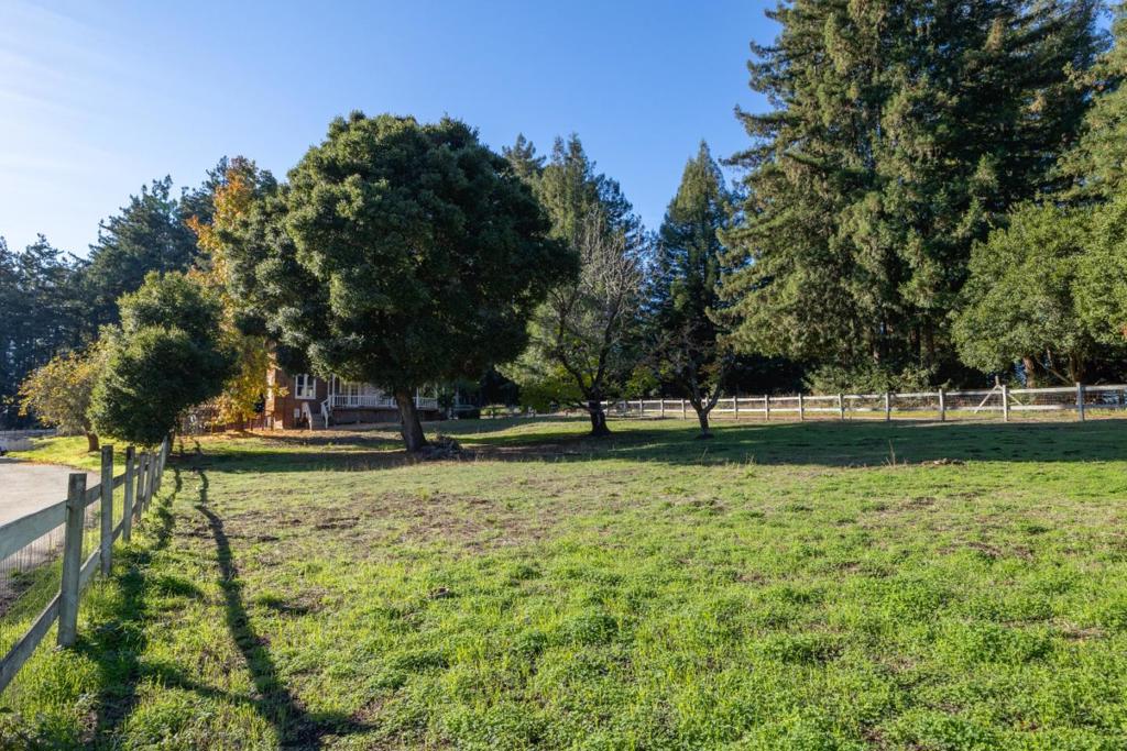 65 Glen Haven Property Photo 37