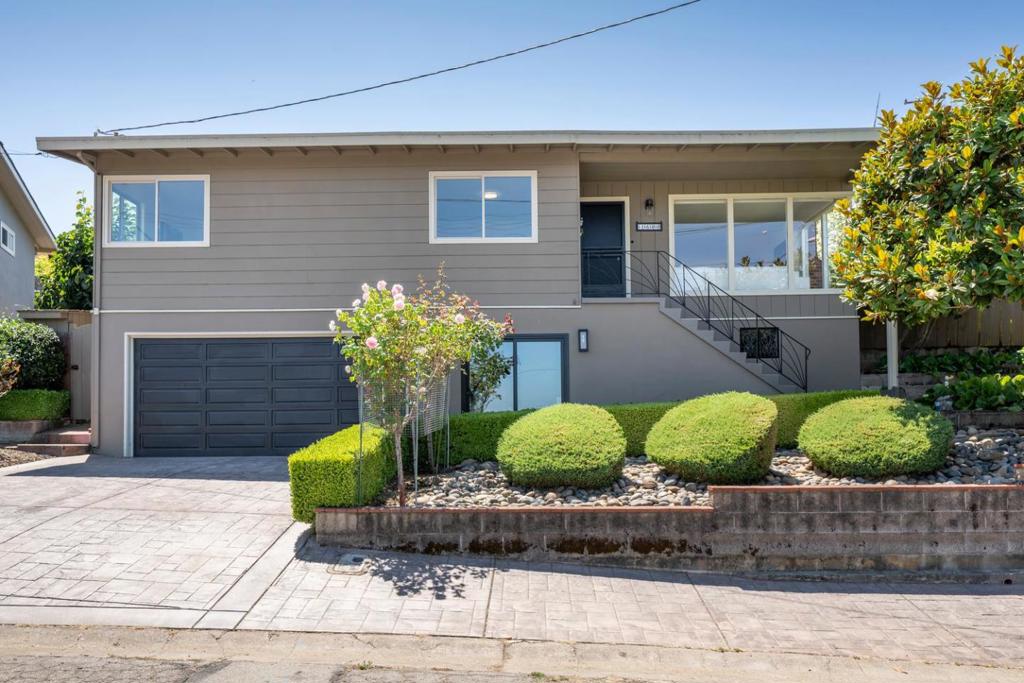 1600 Sunnyslope Avenue Property Photo 1