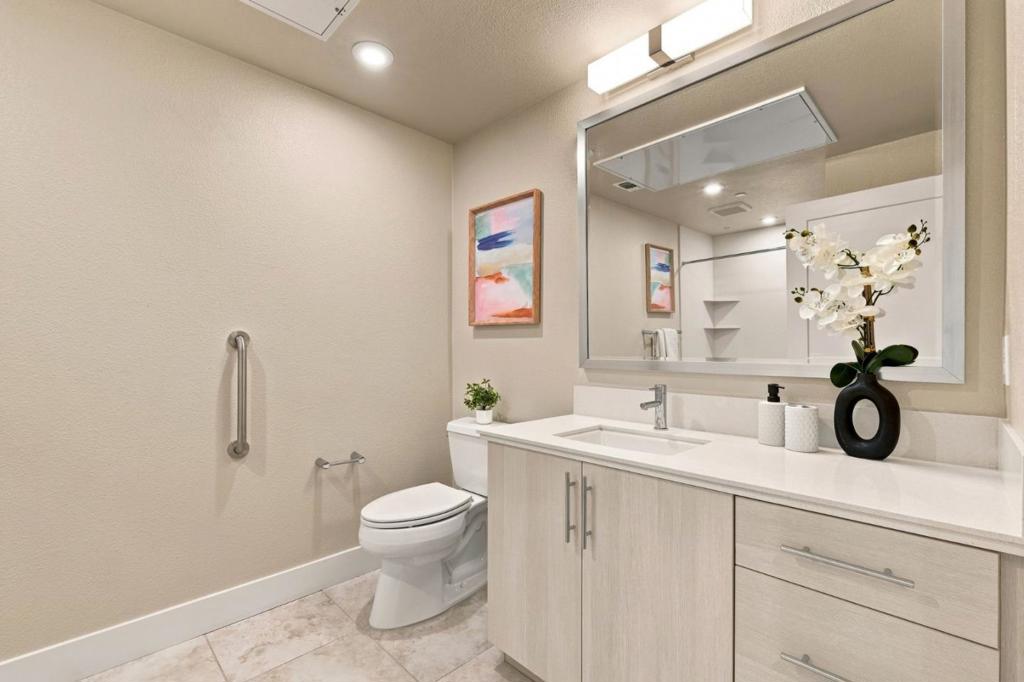 44868 Fremont Boulevard 200 Property Photo 21
