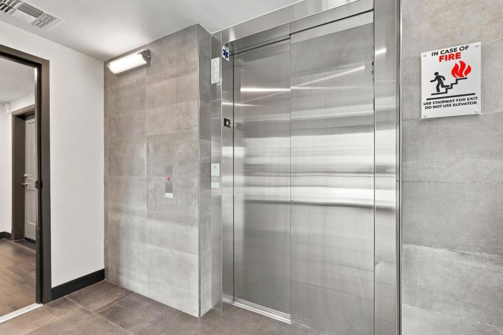 44868 Fremont Boulevard 200 Property Photo 25