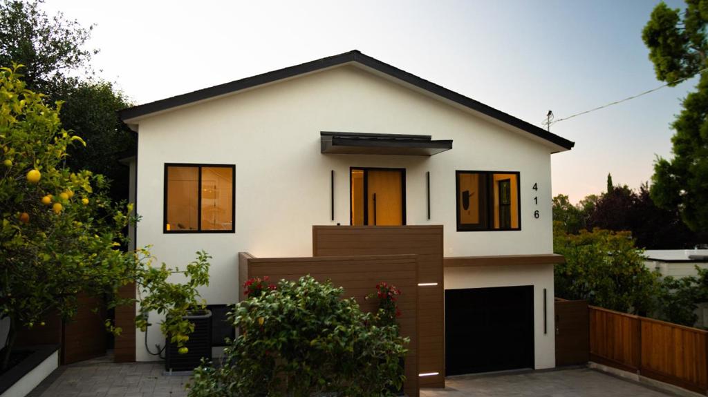 416 Quartz Property Photo
