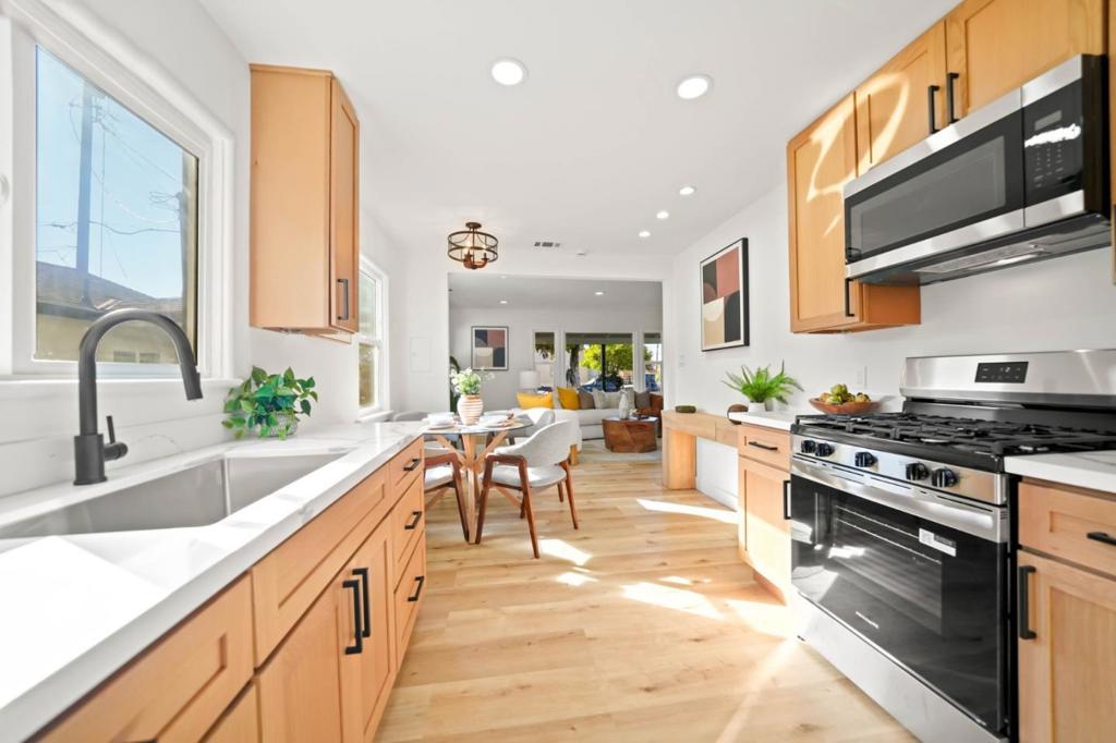 1780 Wilshire Boulevard Property Photo 12