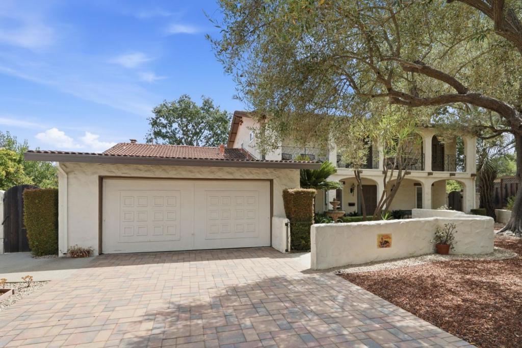 152 Vi­a De Tesoros Property Photo 1