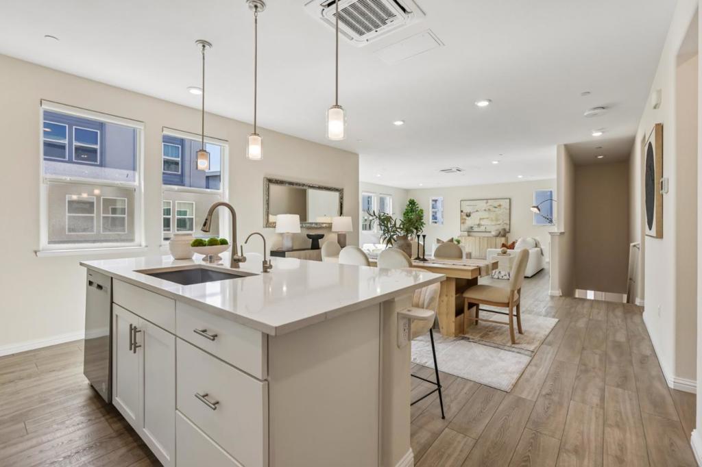6571 Vision Court Property Photo 13