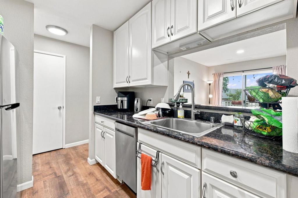 680 Dartmore Lane 259 Property Photo 11