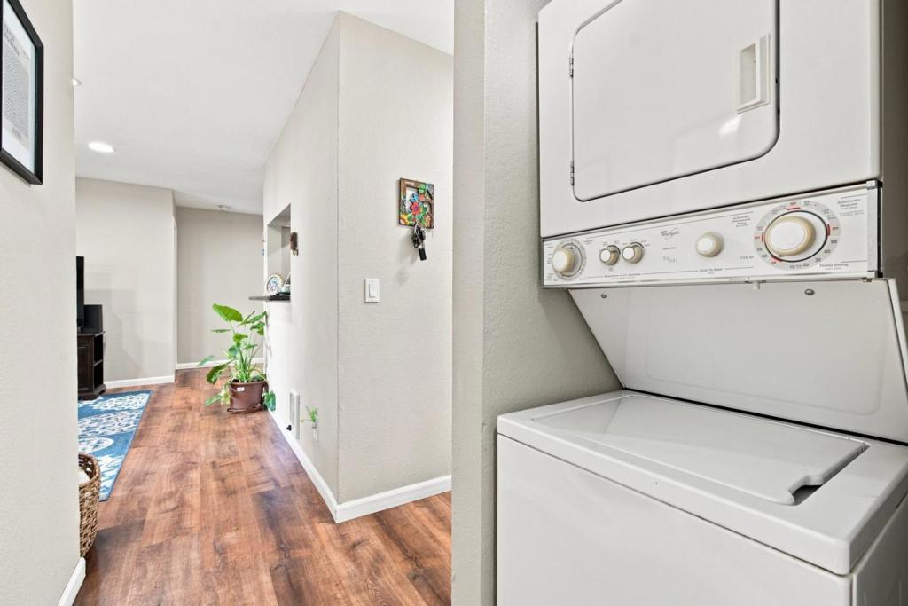 680 Dartmore Lane 259 Property Photo 16