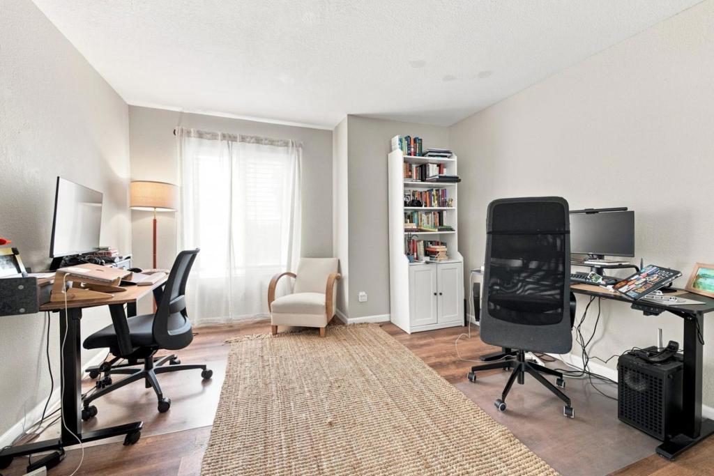 680 Dartmore Lane 259 Property Photo 17