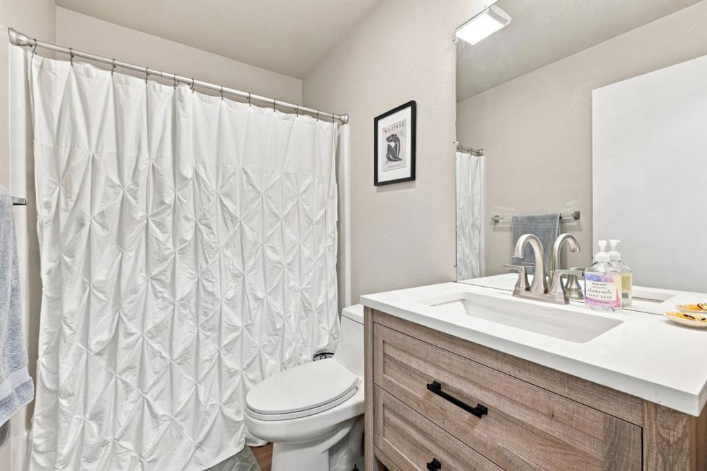 680 Dartmore Lane 259 Property Photo 21