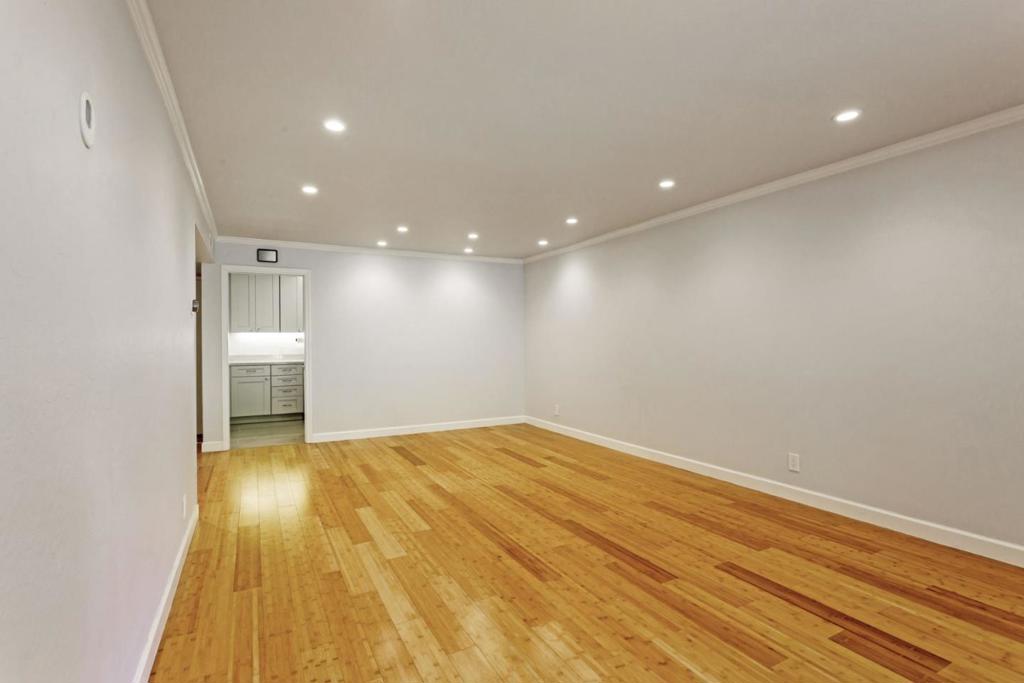 675 Sharon Park Drive 223 Property Photo 9