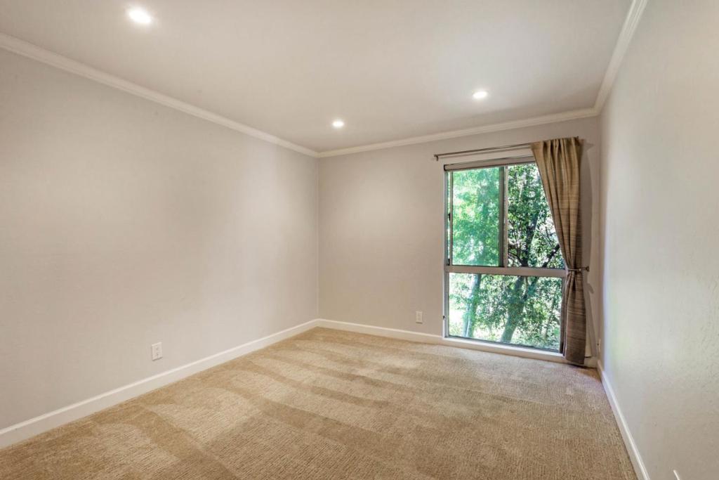 675 Sharon Park Drive 223 Property Photo 16
