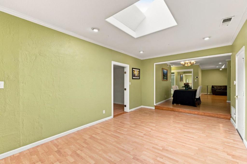 1464 Hillsdale Avenue Property Photo 12