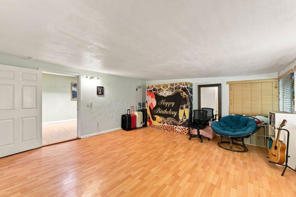 1464 Hillsdale Avenue Property Photo 22