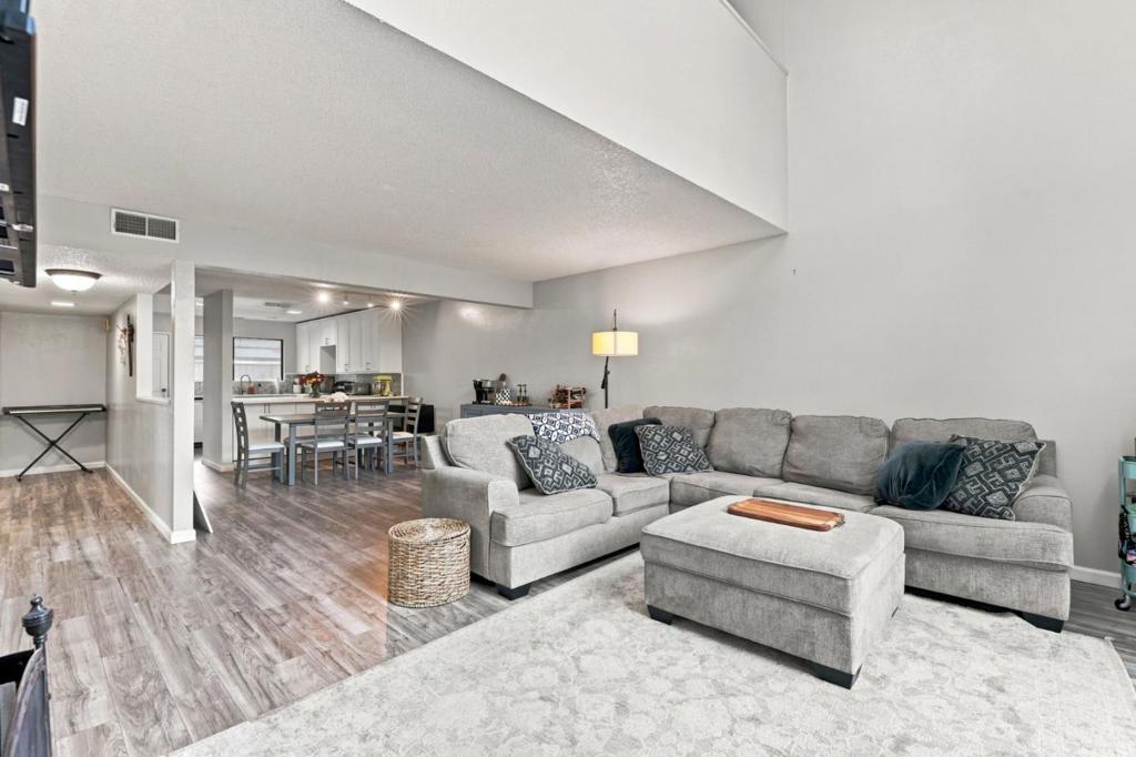 750 Lincoln Road 47 Property Photo 1