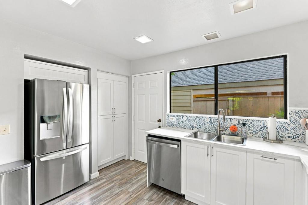 750 Lincoln Road 47 Property Photo 11