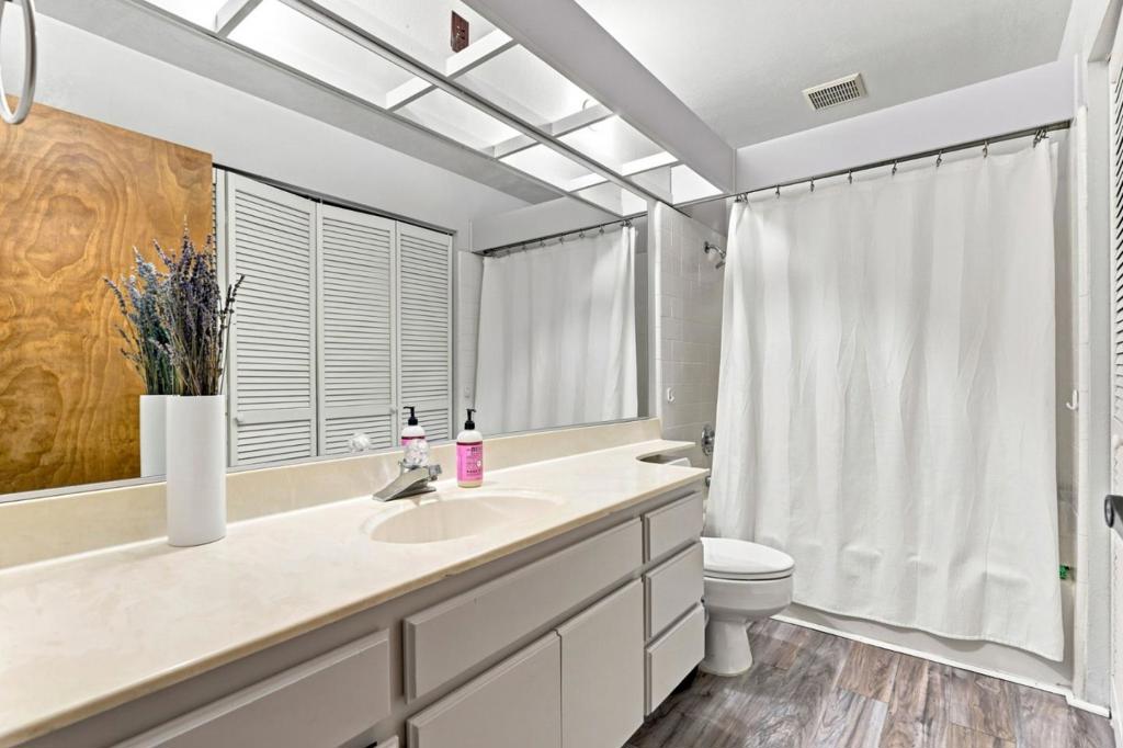 750 Lincoln Road 47 Property Photo 21