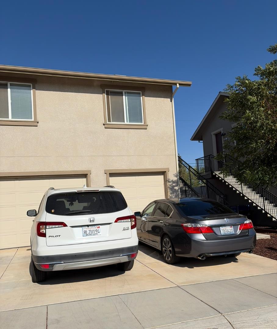 824 Vasquez Drive Property Photo 1