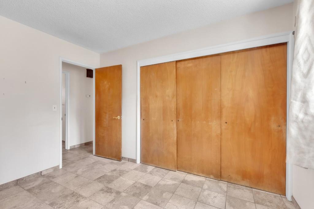 533 Hart Lane Property Photo 13