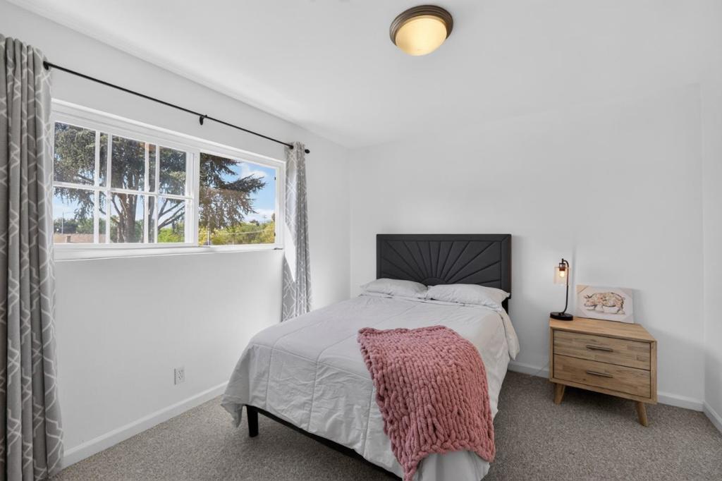 7742 Chestnut Street Property Photo 6