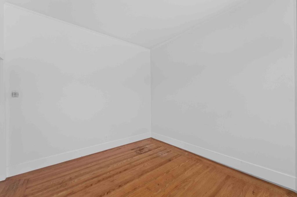 21459 Locust Street Property Photo 8