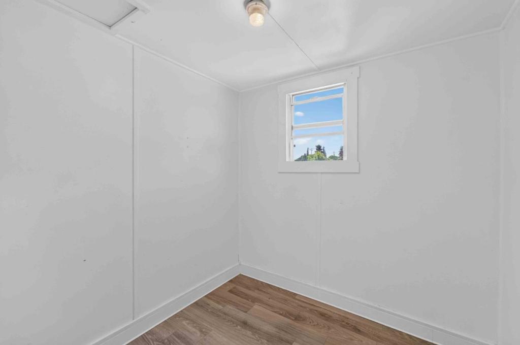 21459 Locust Street Property Photo 19