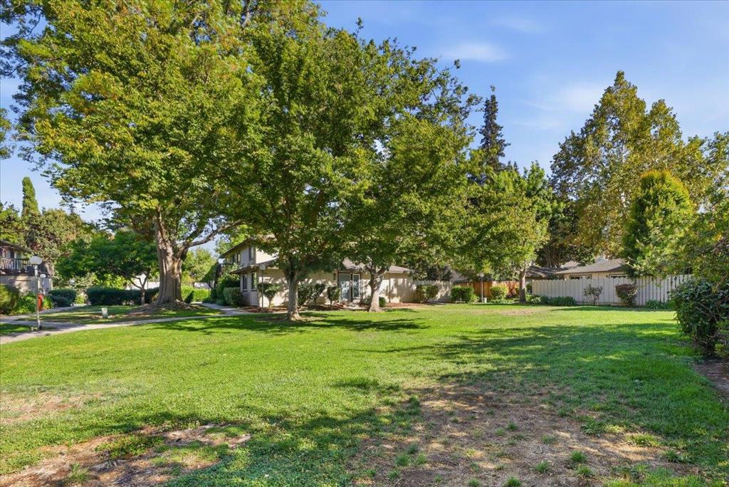 98 Flynn Avenue A Property Photo 40