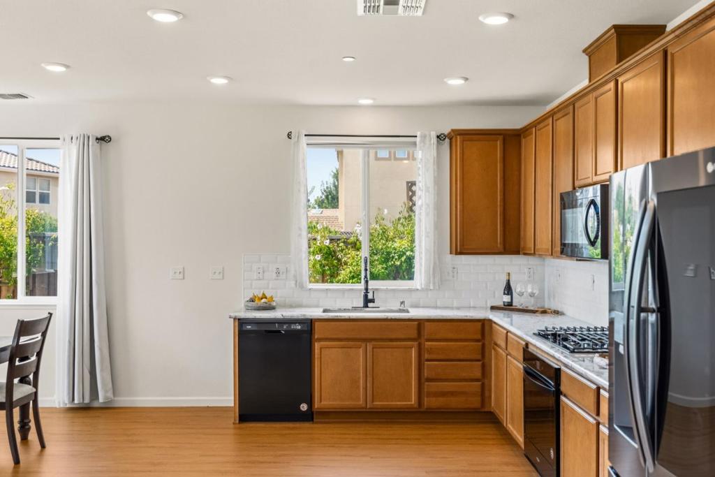 6 Campania Circle Property Photo 6