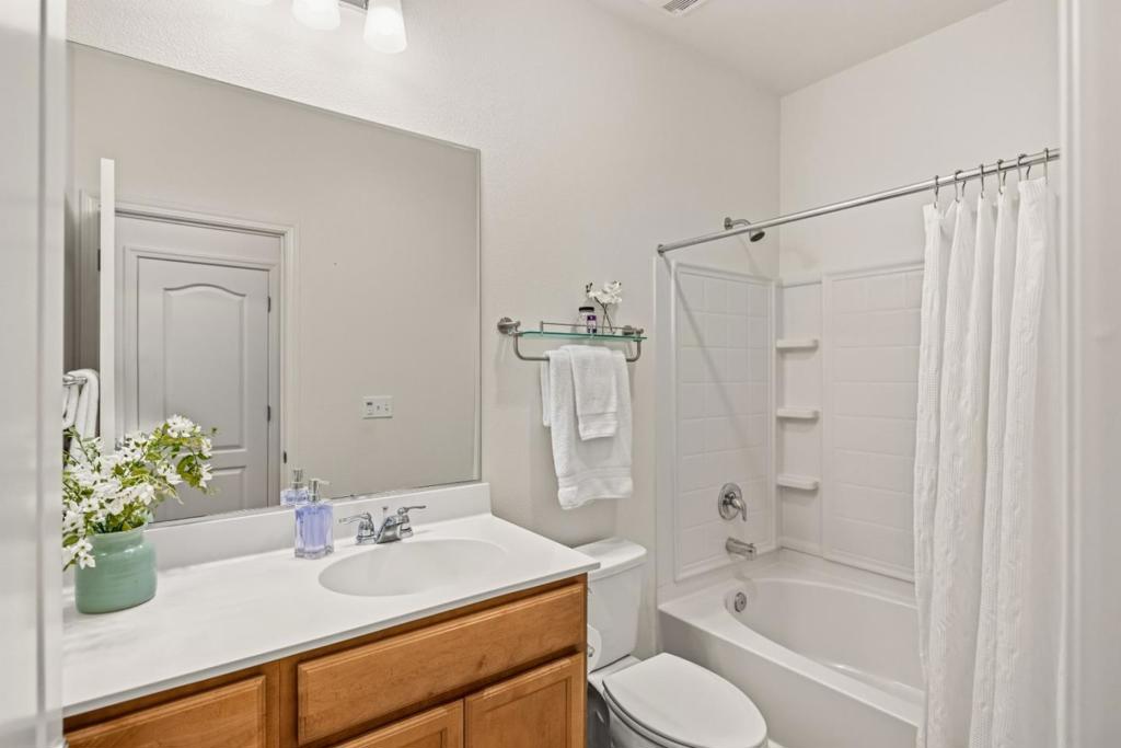 6 Campania Circle Property Photo 11