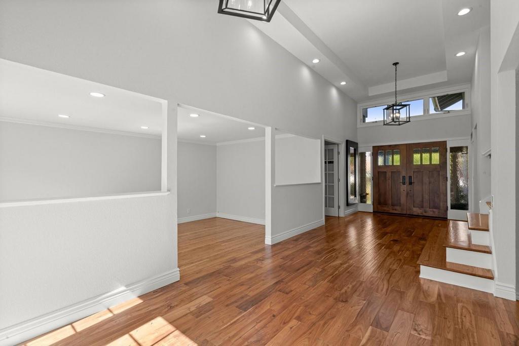 6273 Mountford Drive Property Photo 8