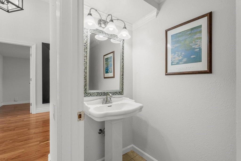 6273 Mountford Drive Property Photo 19