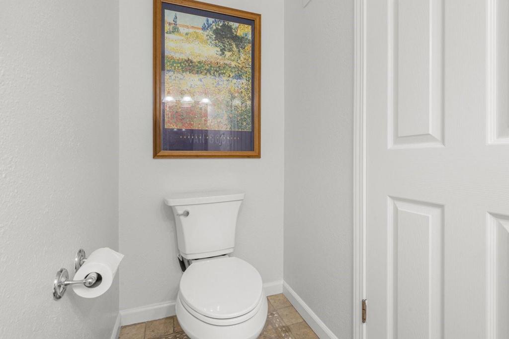 6273 Mountford Drive Property Photo 20