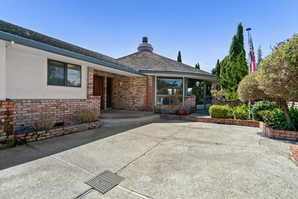 48 Pasatiempo Drive Property Photo 65