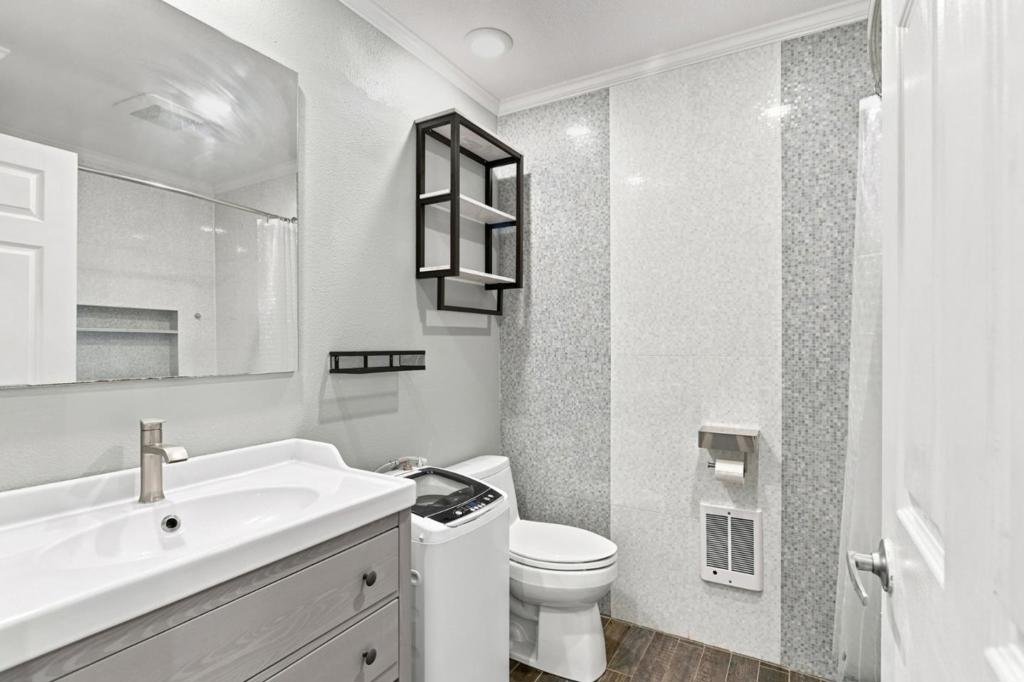 4425 Norwalk Drive 1 Property Photo 16