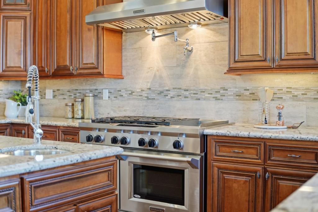 22755 San Juan Road Property Photo 12