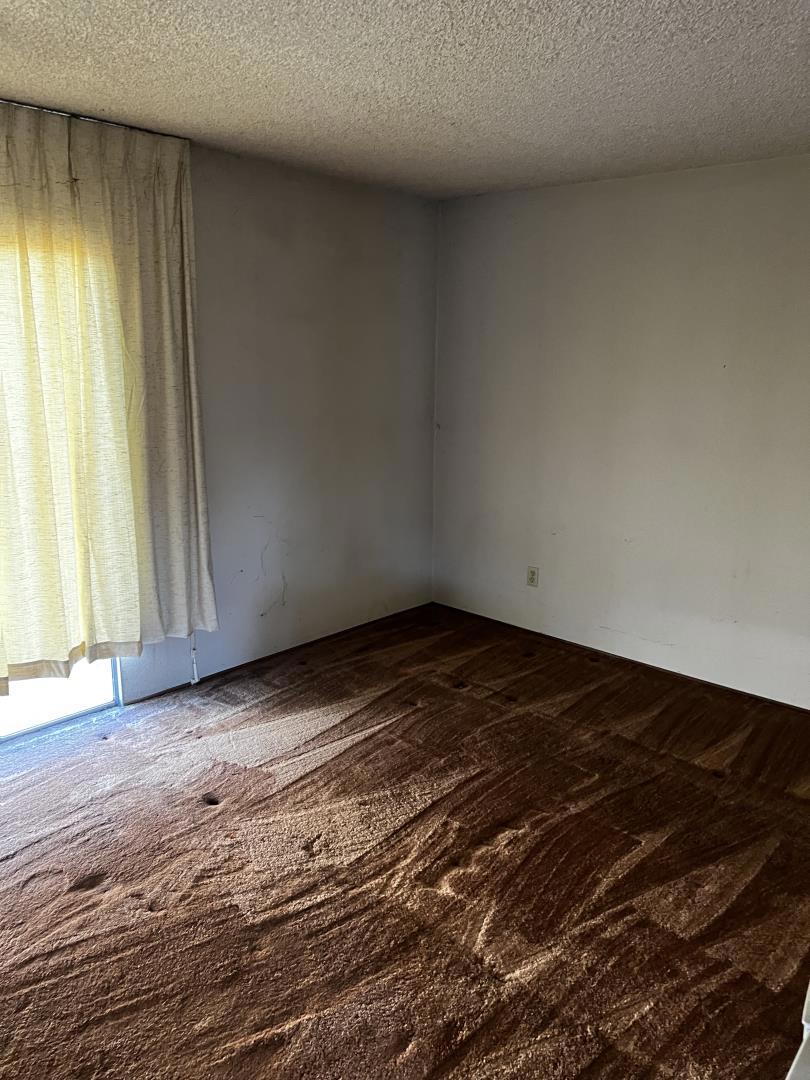 581 Guerra Court Property Photo 4