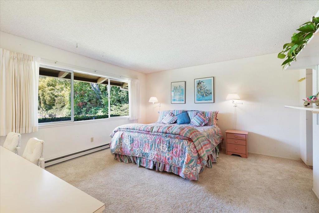260 Oak Property Photo 38