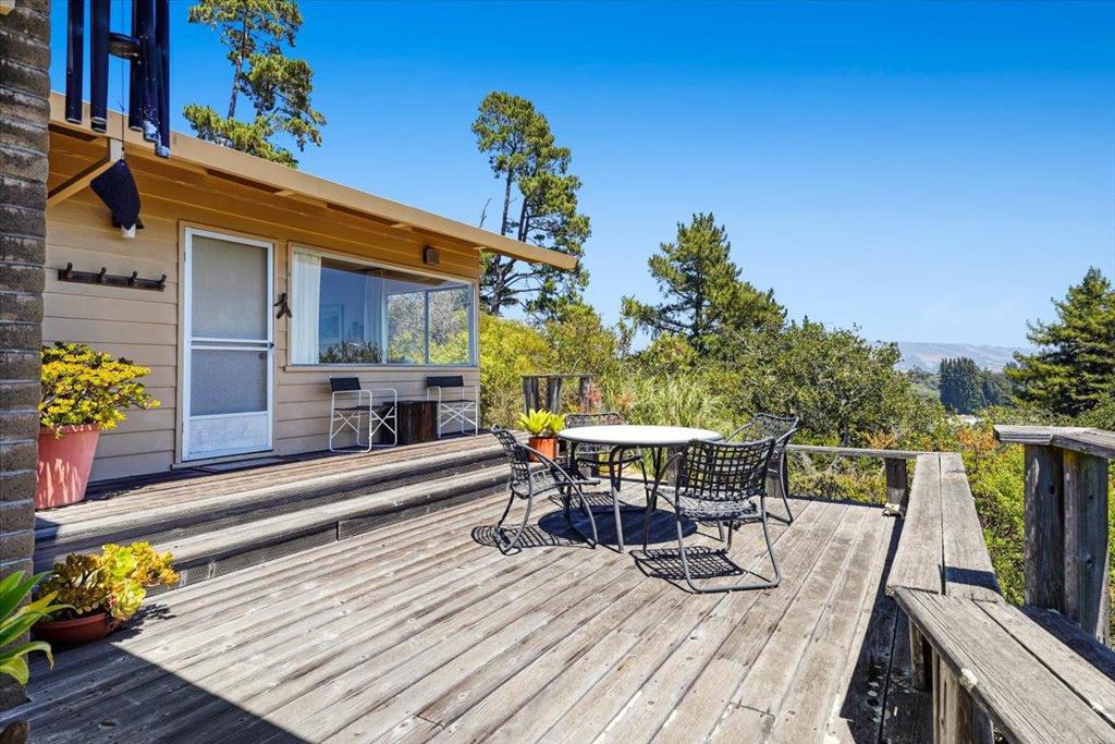 260 Oak Property Photo 45