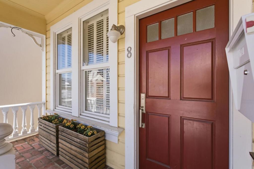 8 Porter Street Property Photo 2