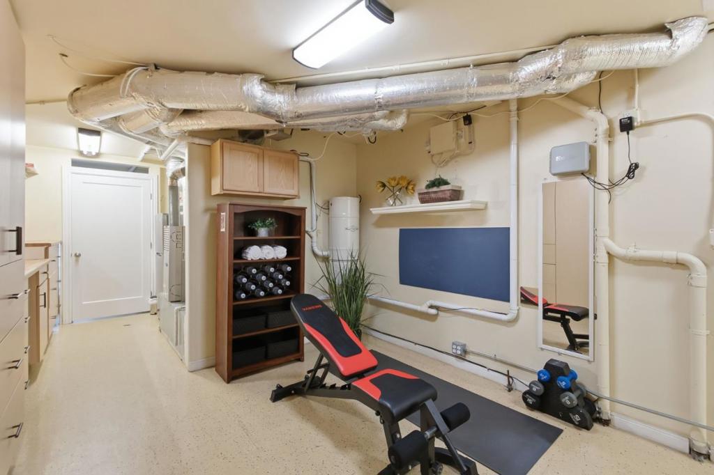 8 Porter Street Property Photo 28