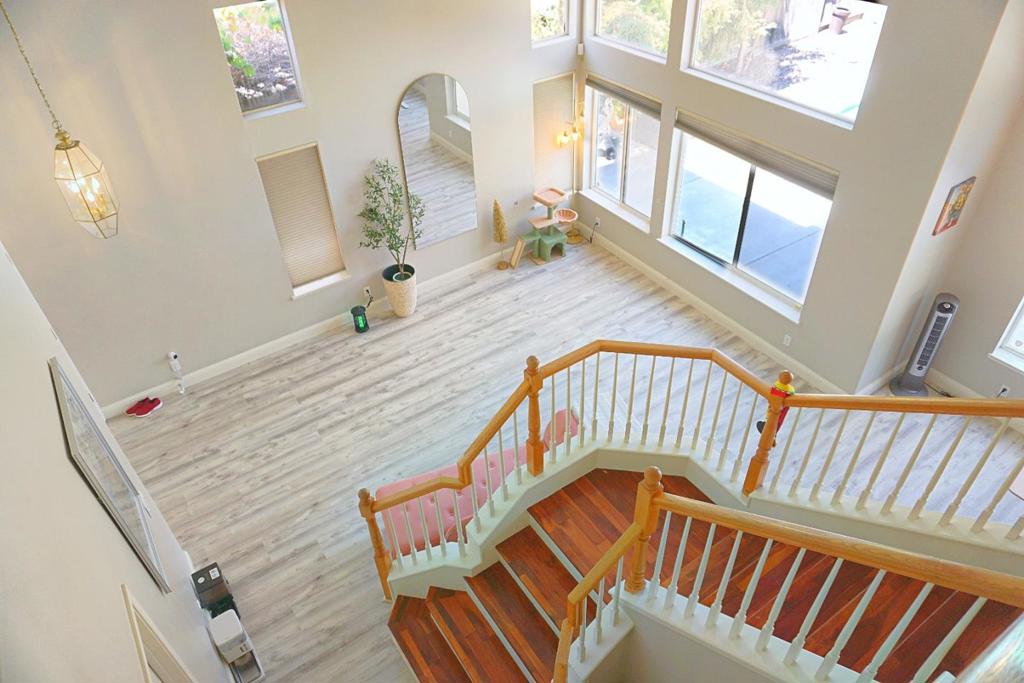 441 De Bord Drive Property Photo 8