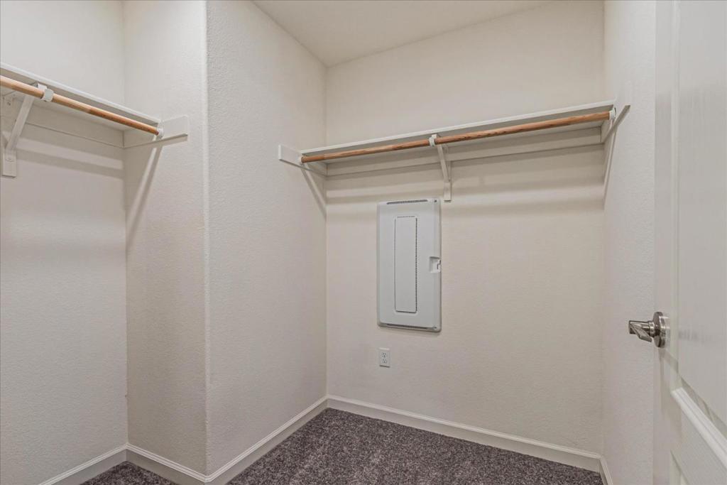 633 Clover Circle Property Photo 17