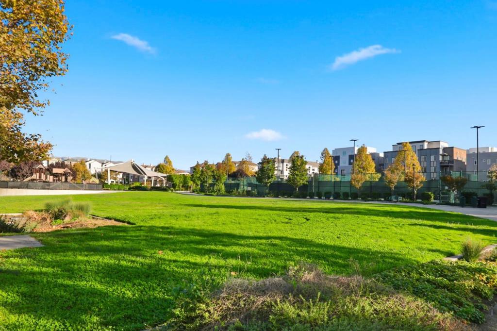 633 Clover Circle Property Photo 31