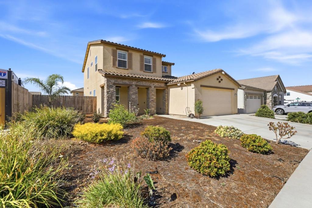 1108 San Gabriel Property Photo 3